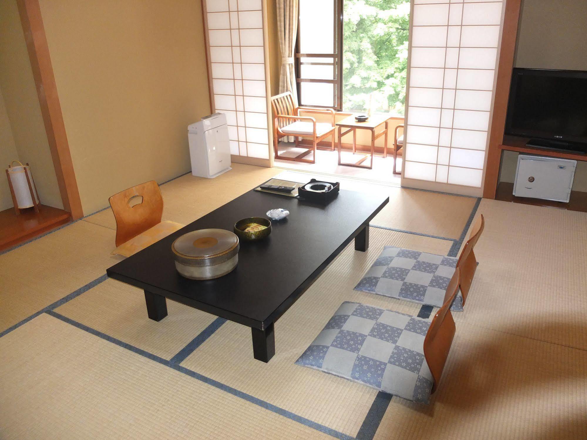 Nikko Green Hotel Natsukashiya Fuwari Exterior foto